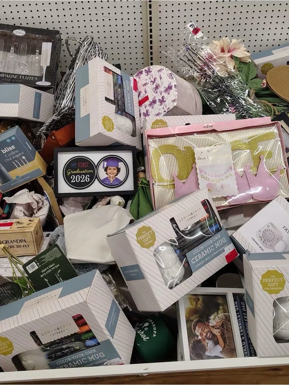 80 pcs mystery box Overstock return reseller Amazon target Walmart liquidation